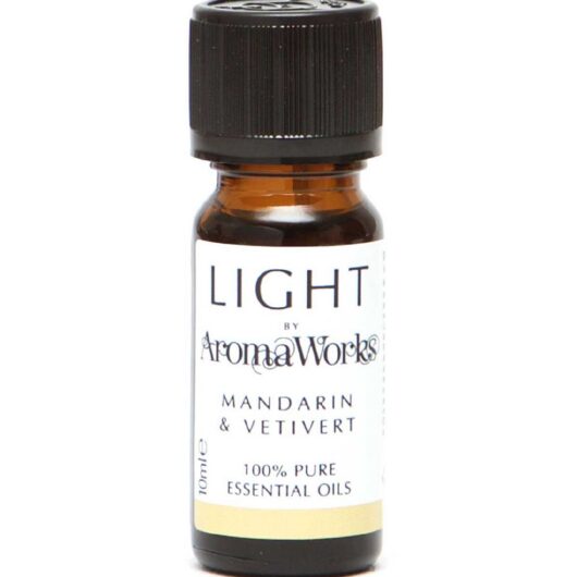 Aroma Works Aromaworks London Light Range - Mandarin And Vetivert 10Ml Essential Oil