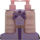 Baylis & Harding Jojoba, Vanilla & Almond Oil Gift Set 300ml Hand Wash + 300ml Body Lotion