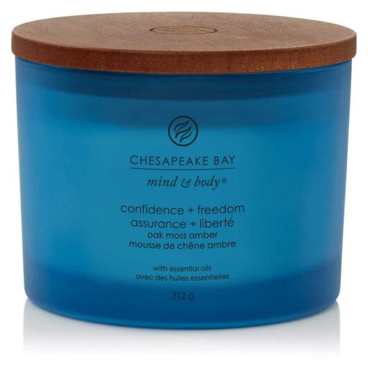 Chesapeake Bay 3 Wick Candle Confidence And Freedom Oak Moss Amber 312g