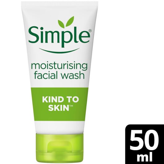 Simple Kind To Skin Facial Wash Moisturising 50ml