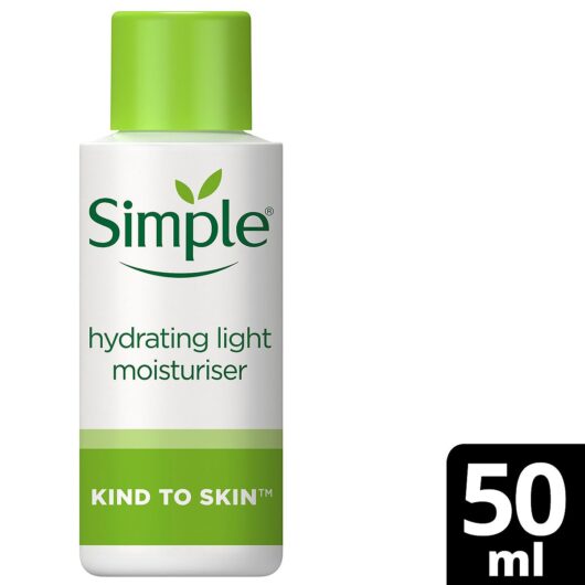 Simple Kind To Skin Light Moisturiser Hydrating 50ml